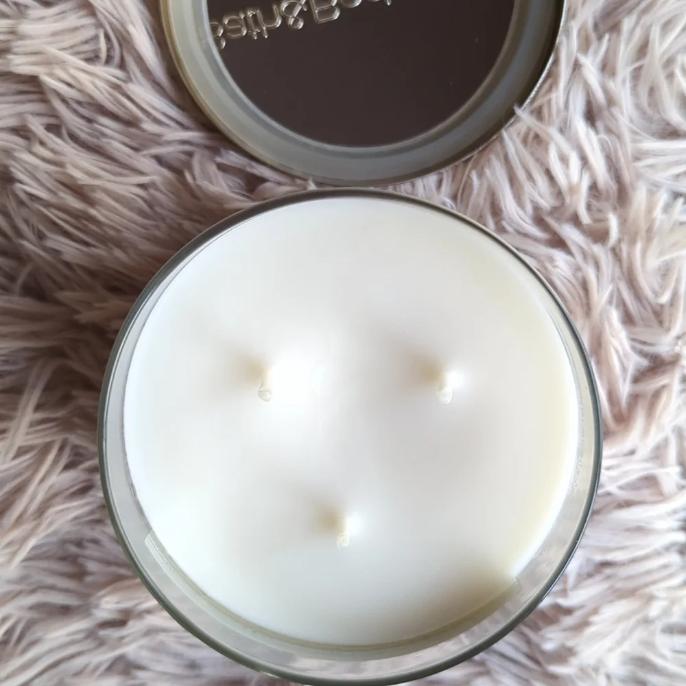 Bath & Body Works In The Stars 3 Wick Candle ✨ - Picture 2 of 3